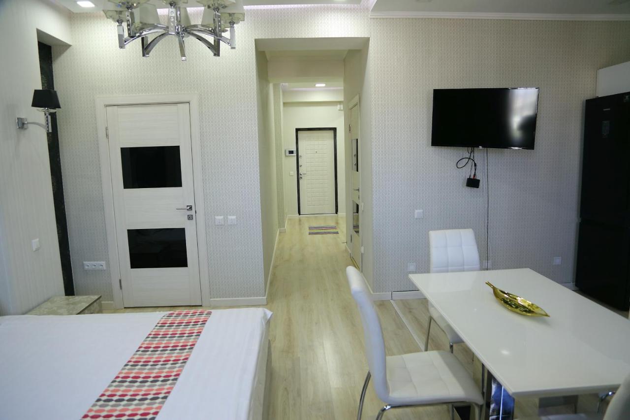 Promenade Boutique Apartment บิชเคก ภายนอก รูปภาพ